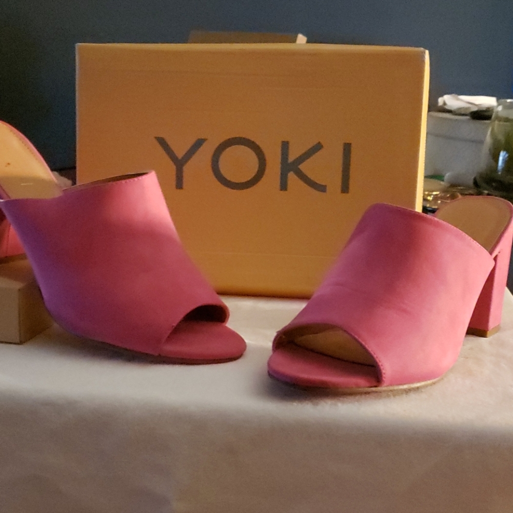 Ladies shoes